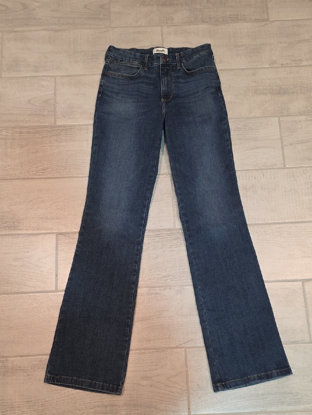 Wrangler Bespoke Boot Women's Size 30x36 Stretch Dark Wash